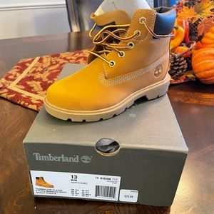New. Boys/Preschool Timberland Classic 6 inch Waterproof Boot. Wheat Nubuck. 13.